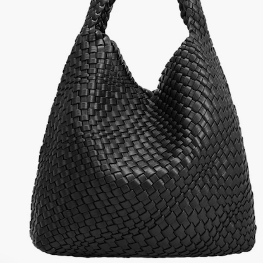 Melie Bianco Black Woven Shoulder Bag - Picture 4 of 5